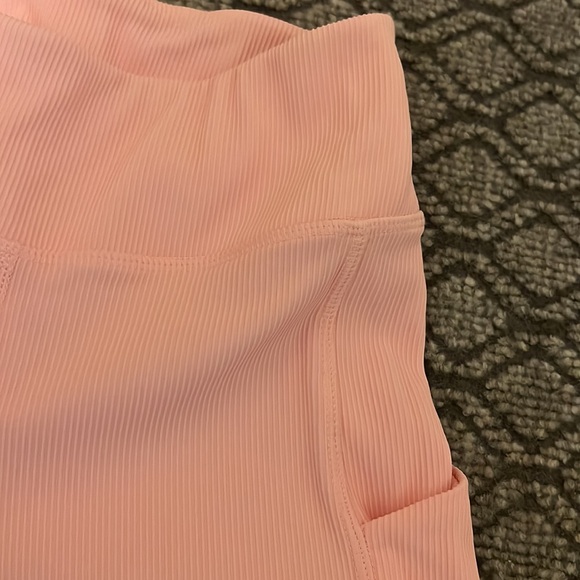 Women's Pink Shorts‎ - Picture 2 of 10
